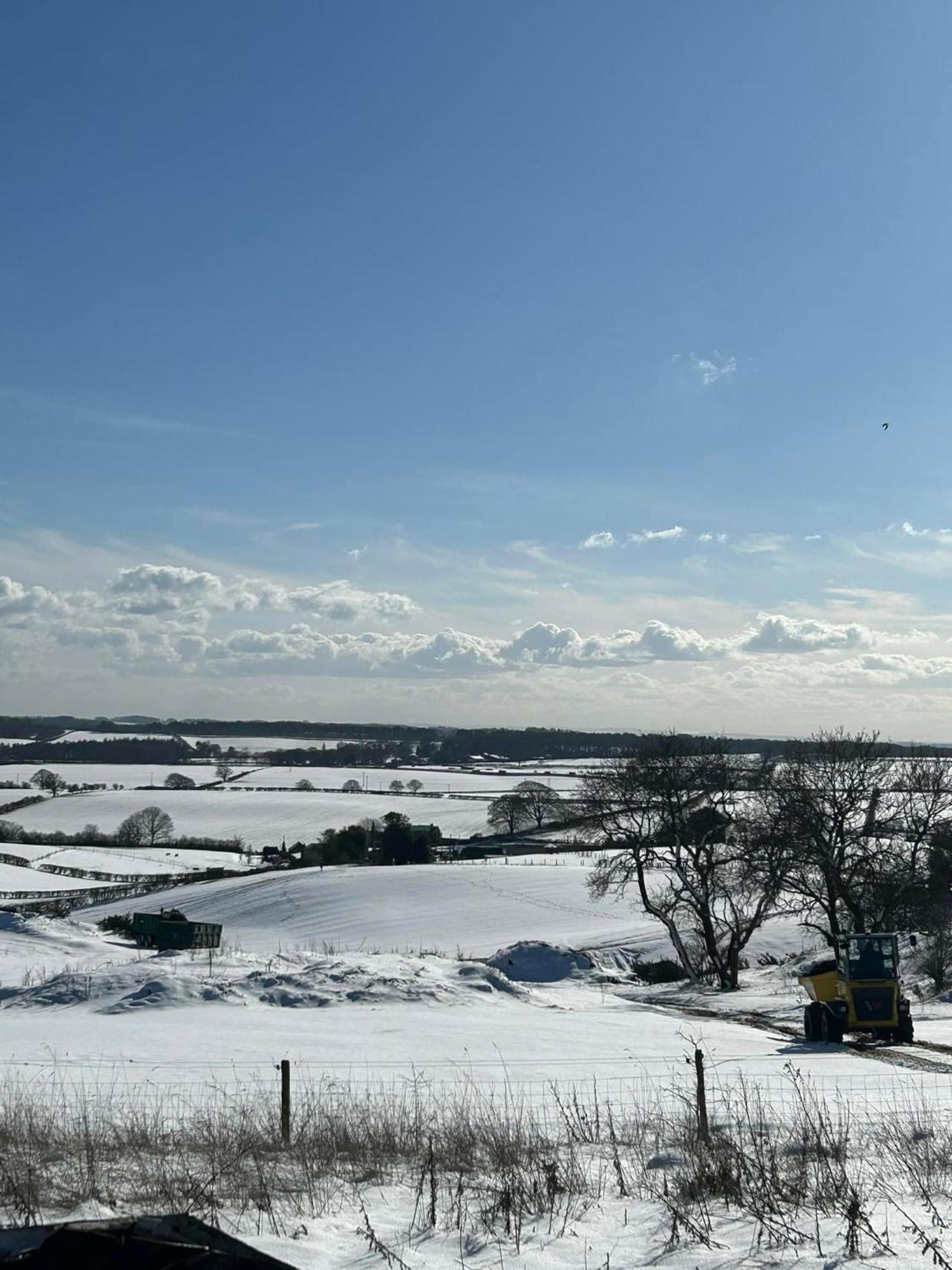 Fairview Farm Holiday Retreat: Luxury Lodges in Nottinghamshire Countryside Exterior photo