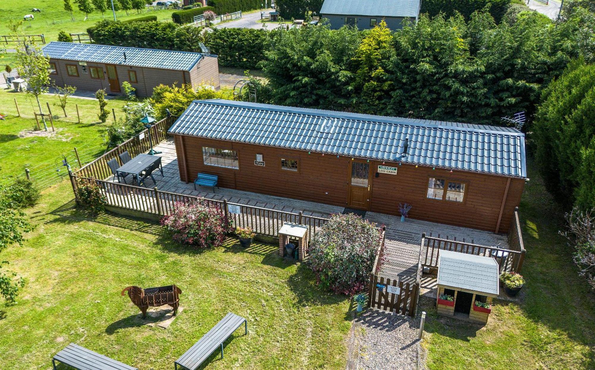 Fairview Farm Holiday Retreat: Luxury Lodges in Nottinghamshire Countryside Exterior photo